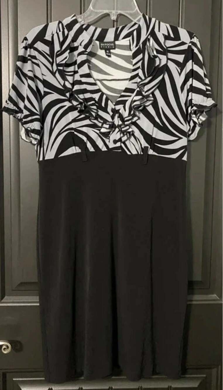 En Focus Studio Zebra Print Ruffle Neck Dress Size 10